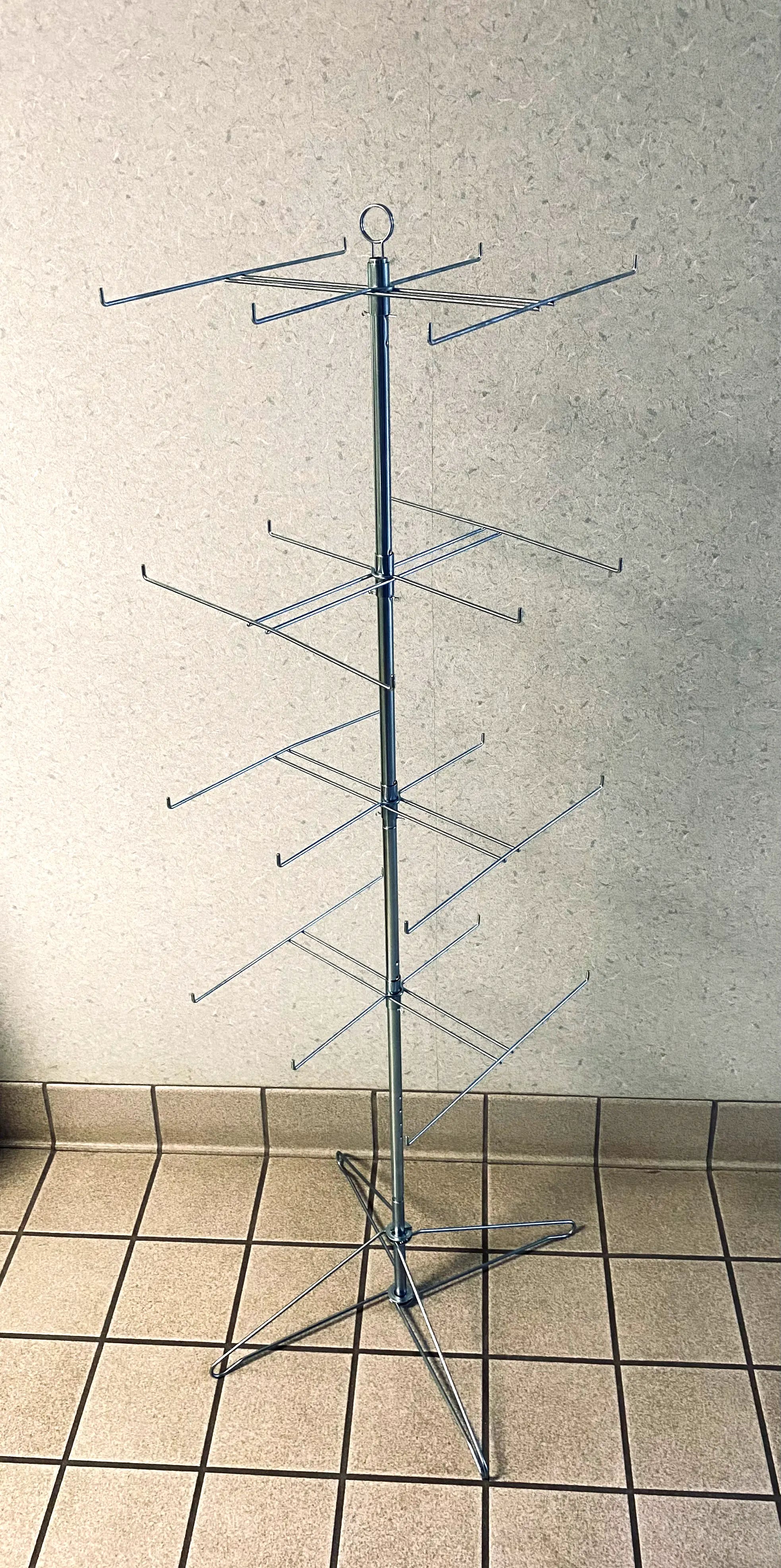 Merchandising Fixture - Wire Spinner Rack ONLY 973730 - NOVELTY INC ...